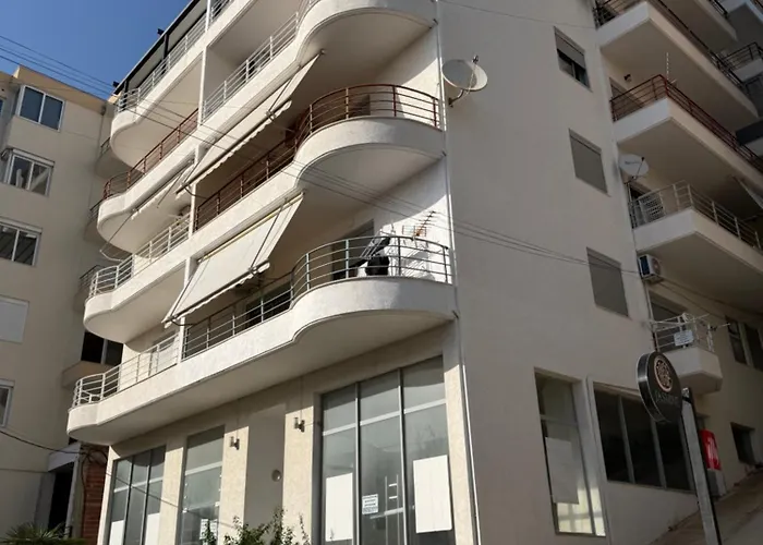 Mateos Appartamento Sarandë